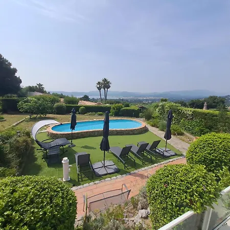 Villa Le Clos Bucci - Golfe De Saint-tropez - Les Hauts De Grimaud, Avec Vue Exceptionnelle Grimaud